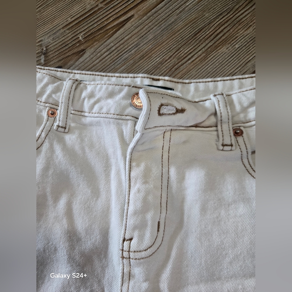 wild fable White Denim Cutoff Shorts - Picture 4 of 12
